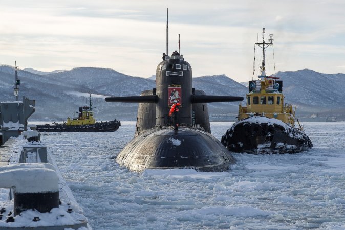 Атомный ракетный подводный крейсер стратегического назначения проекта 667БДР "Кальмар" - "Святой Георгий Победоносец" Атомный ракетный подводный крейсер стратегического назначения проекта 667БДР "Кальмар" - "Святой Георгий Победоносец"