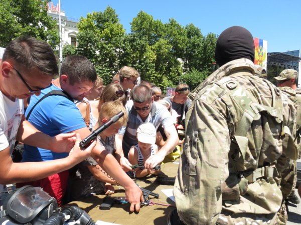 Акция "Служба по контракту - твой выбор!" в Севастополе Акция "Служба по контракту - твой выбор!" в Севастополе