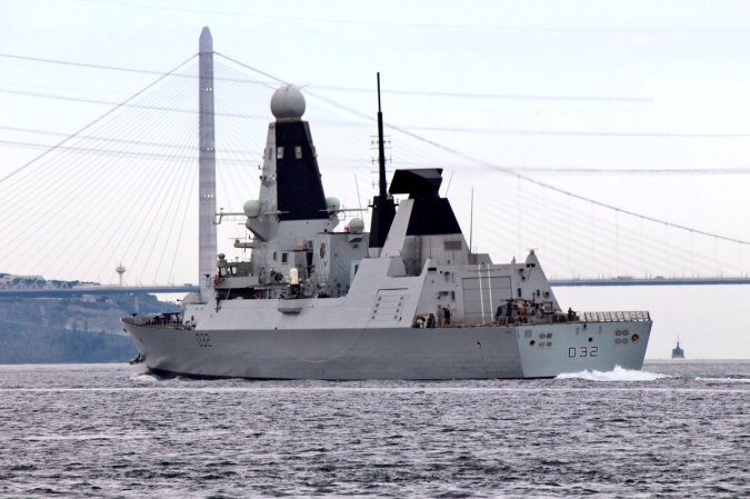 HMS Daring (D32) HMS Daring (D32)