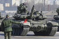По главной площади страны