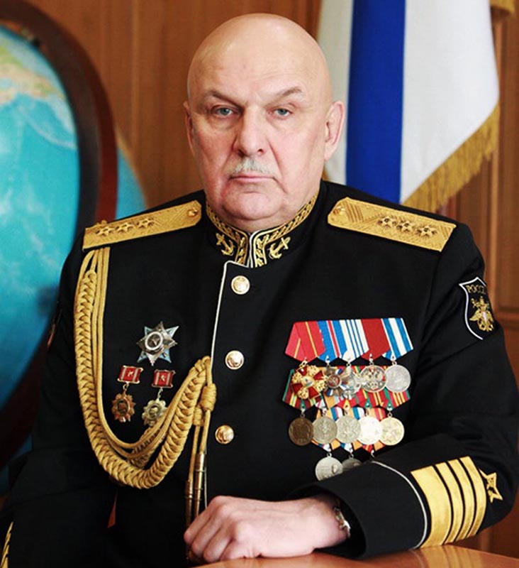 АвакянцСИ-800.jpg