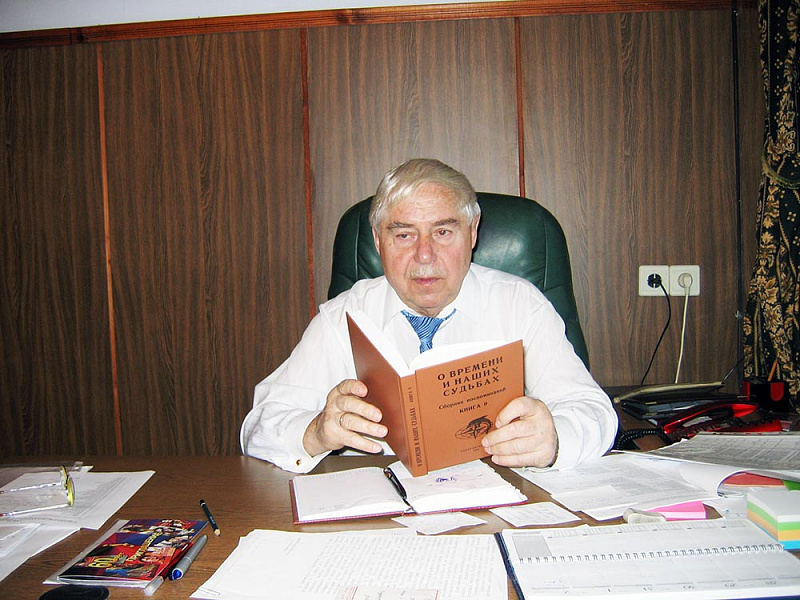 Квятковский-0-1000.jpg