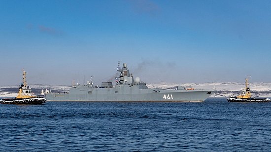 Фрегат Адмирал Касатонов вышел в Баренцево море