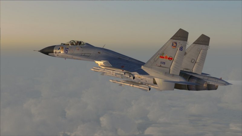 Китайский истребитель опасно сблизился с американским стратегом