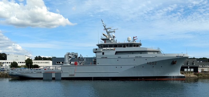 Вспомогательное судно ВМС Франции типа Loire Вспомогательное судно ВМС Франции типа Loire
