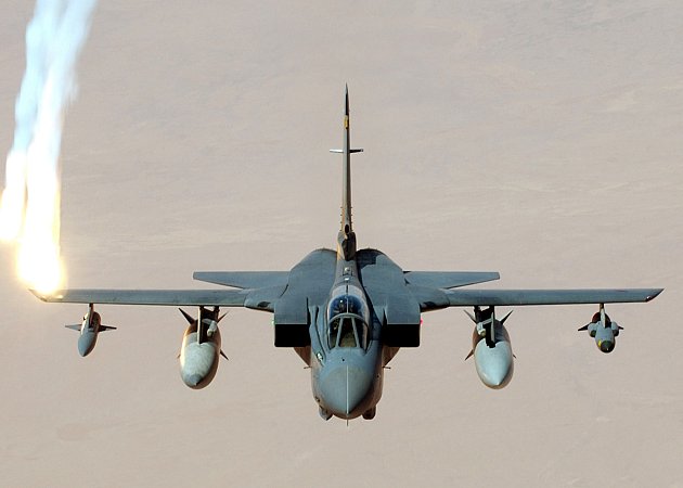 Истребитель-бомбардировщик "Торнадо" (Tornado)