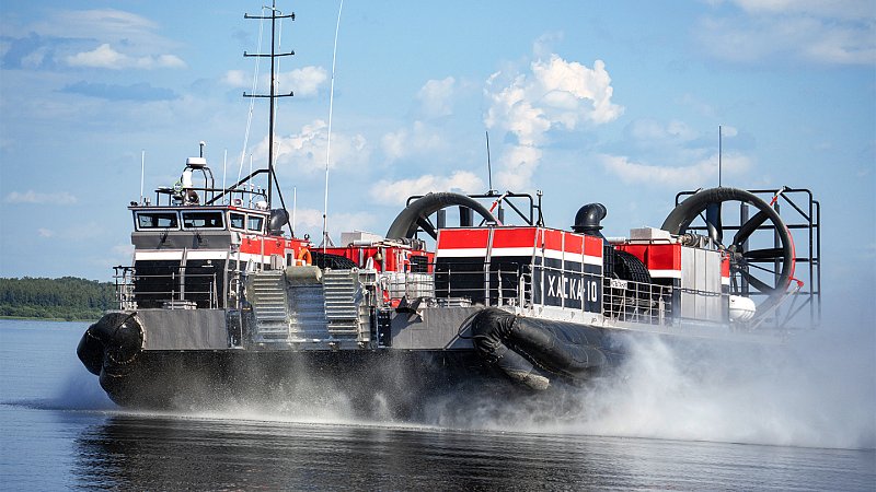 Начались ходовые испытания судна на воздушной подушке Хаска-10