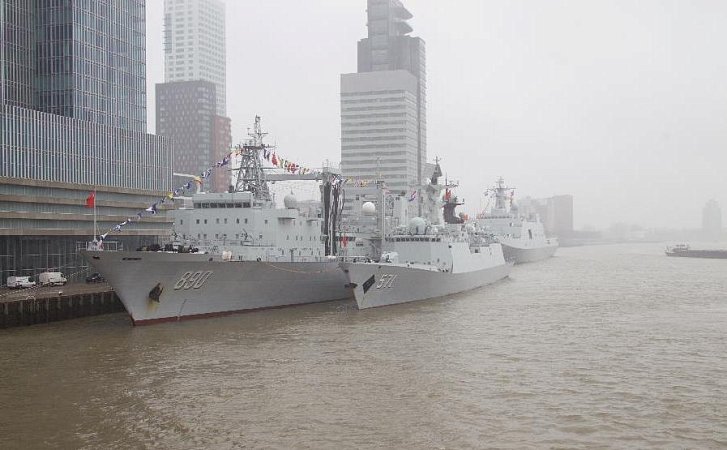 Корабли ВМС Китая в Роттердаме