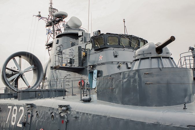 Малый десантный корабль на воздушной подушке "Мордовия"