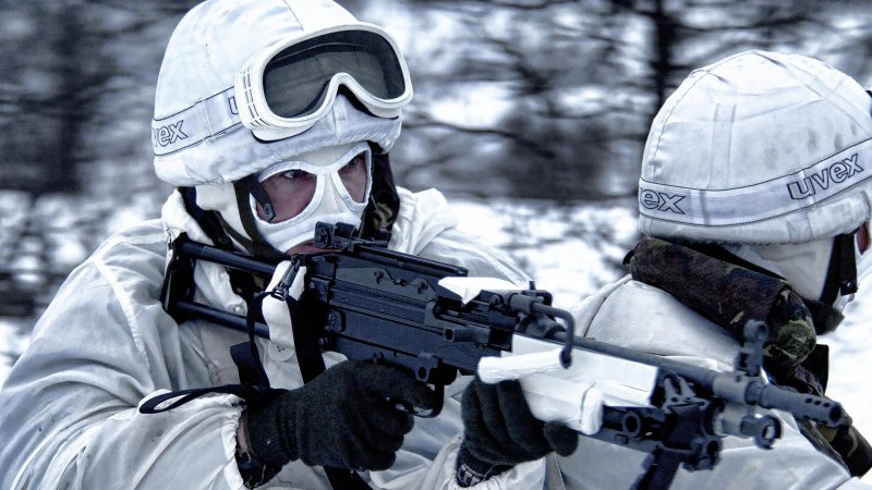 Лондон направит 2,5 млрд фунтов стерлингов на восстановление запасов оружия