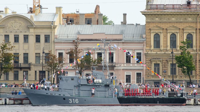 Тральщик РТ-57