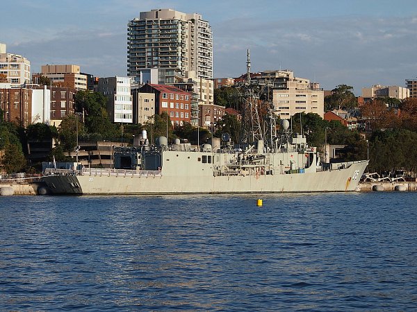  "" (HMAS Melbourne)